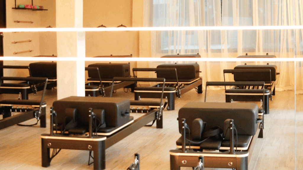 black reformer wholesale for studio